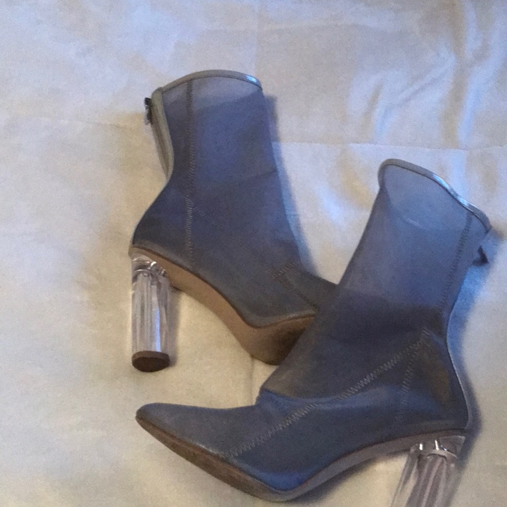 Mesh ankles boots